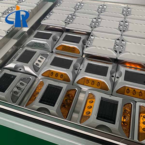 Customized Plastic Led Solar Stud Reflector For Parking Lot